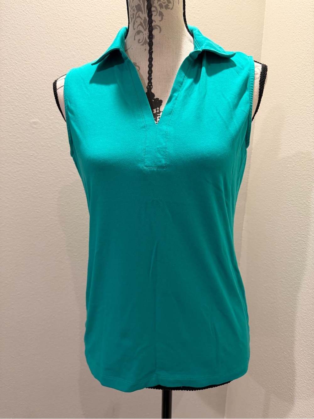 Sz. L Summer Jade, Sleeveless V-Neck Polo Tank in Teal Jade